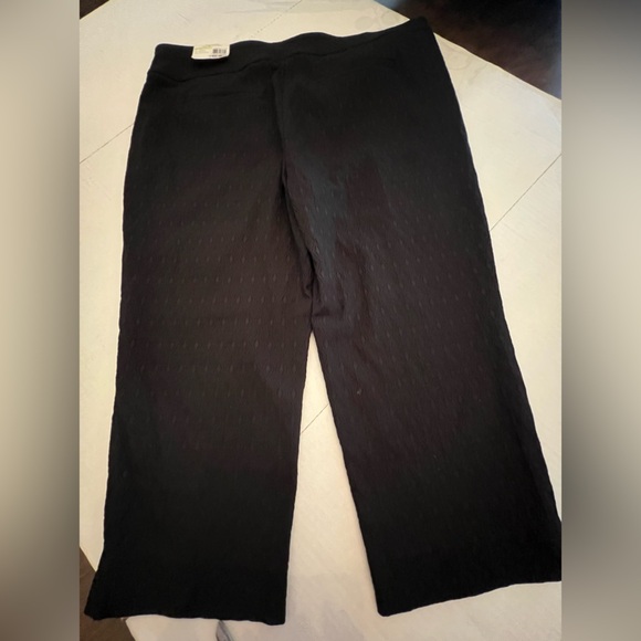 CHARTER CLUB PULL ON CAMBRIDGE SLIM SIZE 18W  BLACK CAPRI’S - Picture 3 of 14